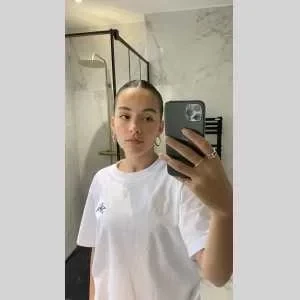 Rose, babysitter à Javrezac