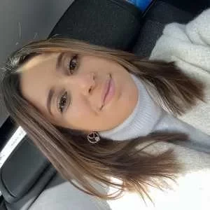 Carla, babysitter à Beauvallon