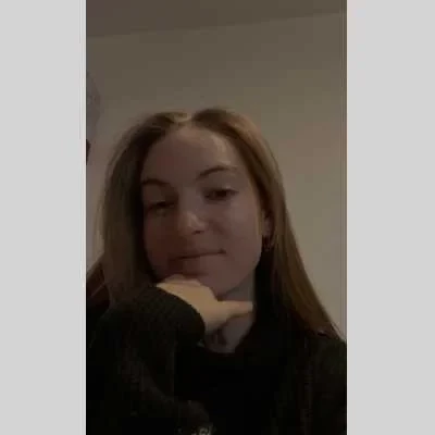 Lorna, babysitter à Nancy