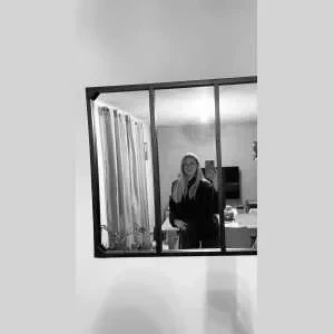 Emy, babysitter à Montrozier