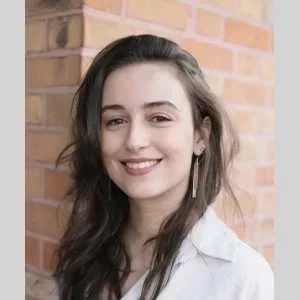 Laetitia , babysitter à Paris