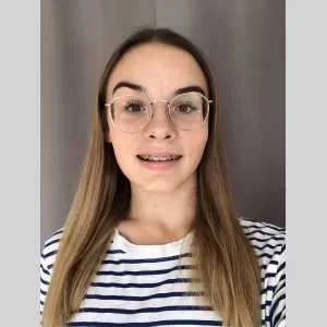 Chloé , babysitter à La Remaudiere