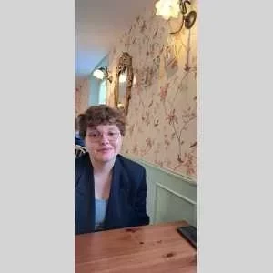 Satine, babysitter à Hattstatt