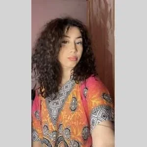 Marwa, babysitter à Meaux