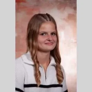 Clara, babysitter à Valognes