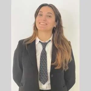 Elena, babysitter à Paris