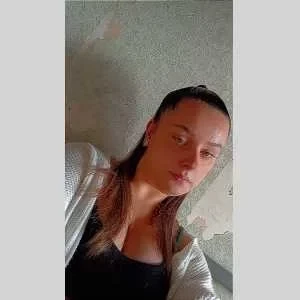 Louna, babysitter à Saint Nazaire