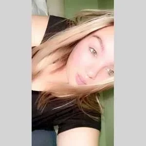 Andrea, babysitter à Torigny les Villes