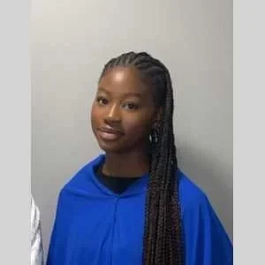 Djeinabou , babysitter à Ivry sur Seine