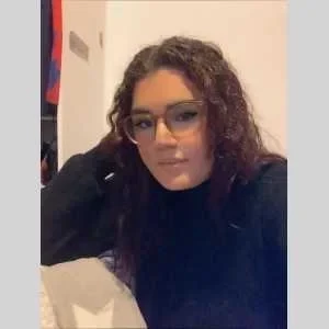 Oceane , babysitter à Morre