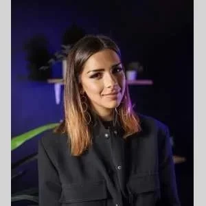 Louise, babysitter à Bordeaux