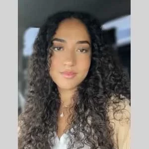 Rania, babysitter à Saint Louis