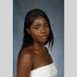 Manuella, babysitter à Martigues