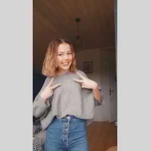 Sohane, babysitter à Mesigny