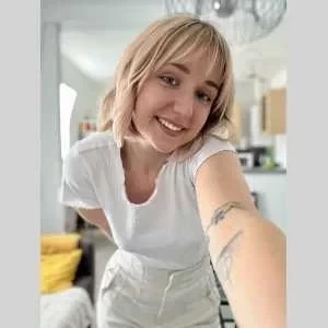 Lauraline, babysitter à Lutterbach