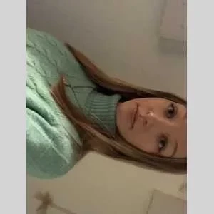 Lea , babysitter à Sarreguemines