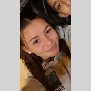 Lysea, babysitter à Biard