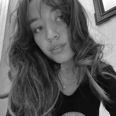 Caroline, babysitter à Bordeaux