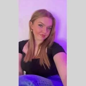 Julia, babysitter à Saint Avold