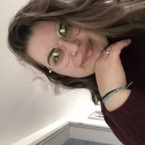 Alissa, babysitter à Landeronde