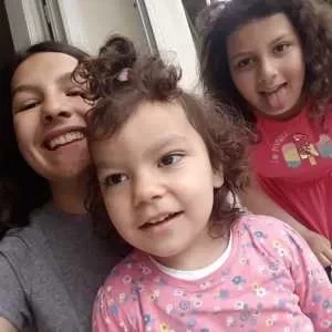 Ana, babysitter à Saint Jean de la Ruelle