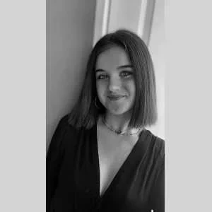 Elina, babysitter à Orleans