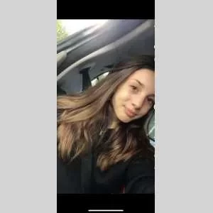 Alyson , babysitter à Villemandeur