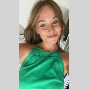 Léa , babysitter à Marquette lez Lille