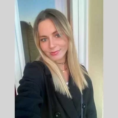 Lea, babysitter à Le Cannet