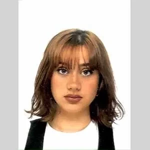 Zélie, babysitter à Saint Cyr l Ecole