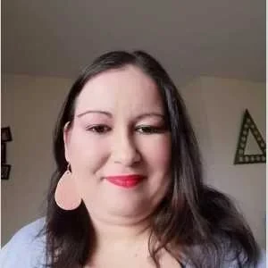 Cindy, babysitter à Kervignac