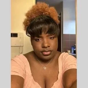 Leina, babysitter à Ivry sur Seine