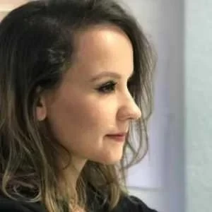 Céline , babysitter à Aubervilliers