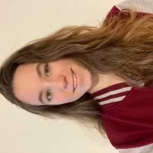 Pénélope, babysitter à La Tour de Salvagny