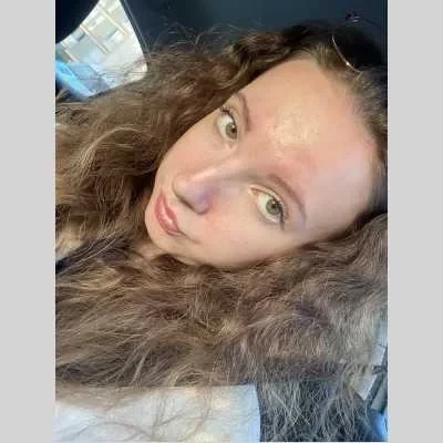 Léa, babysitter à Gouesnou