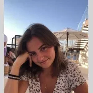 Marie , babysitter à Le Cannet