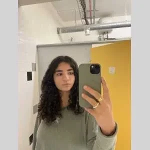 Sarah , babysitter à La Rochelle