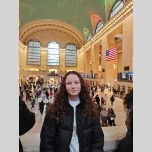 Julie, babysitter à Bruyeres le Chatel