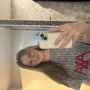 Julia, babysitter à Les Sables d Olonne