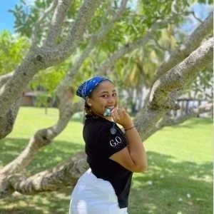 Jade, babysitter à Villefranche sur Mer