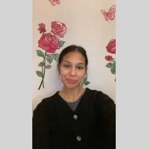 Ines, babysitter à Chatenay Malabry