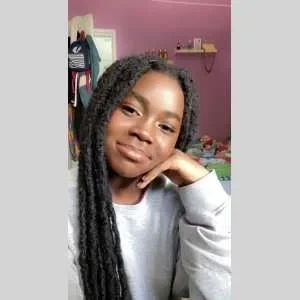 Likane, babysitter à Garches