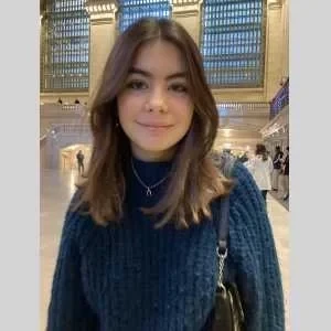 Lena, babysitter à Sonnaz