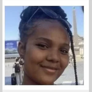 Mirella, babysitter à Tours