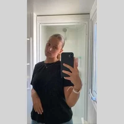 Alyssa, babysitter à Angers