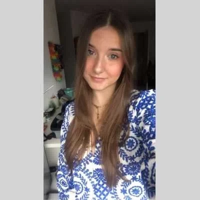 Yona, babysitter à Castelsarrasin