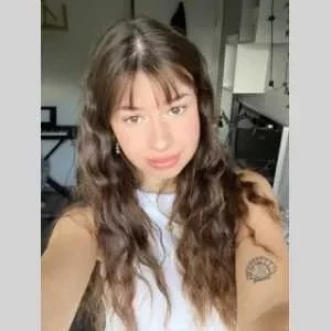 Liv, babysitter à Andolsheim