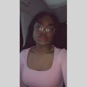 Anne, babysitter à Montmorency