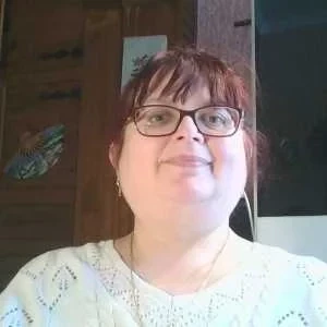 Veronique, babysitter à Clichy sous Bois