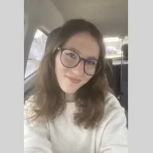 Noane, babysitter à Saint Clement de Riviere